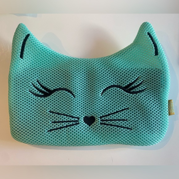 Face Towel Eyelash Extension Safe - Picture 2 of 2